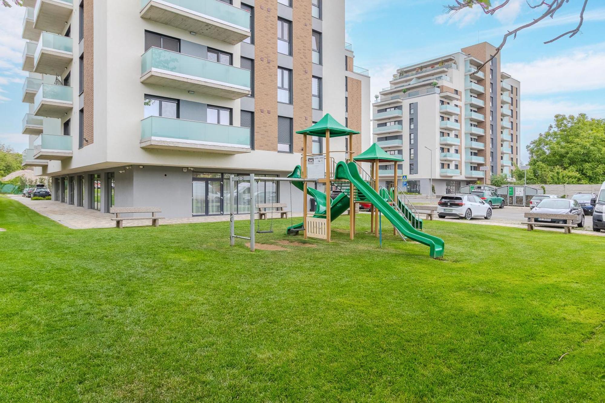 Rosewood Gold Apartment Oradea Ngoại thất bức ảnh