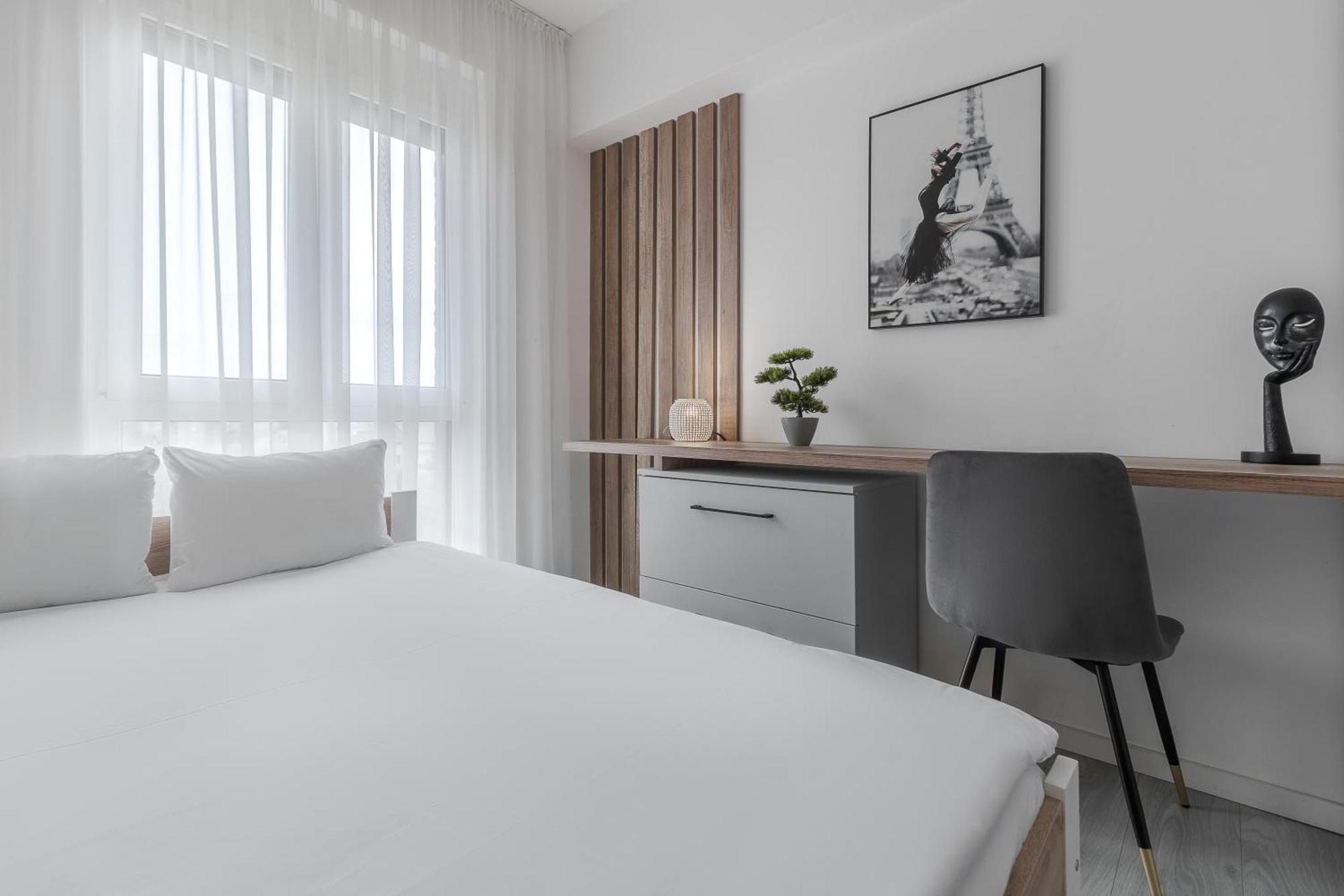 Rosewood Gold Apartment Oradea Ngoại thất bức ảnh